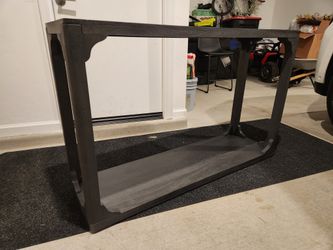 Entry Way Table