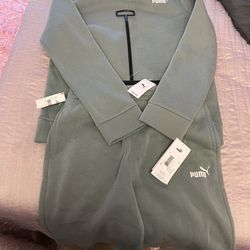 sports shorts with sweatshirt