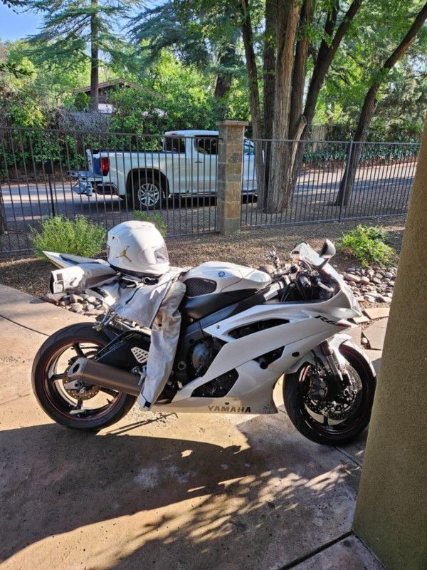2010 Yamaha R6