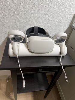 Quest 2 VR Headset and Touch Controllers includes Anker Charging Dock