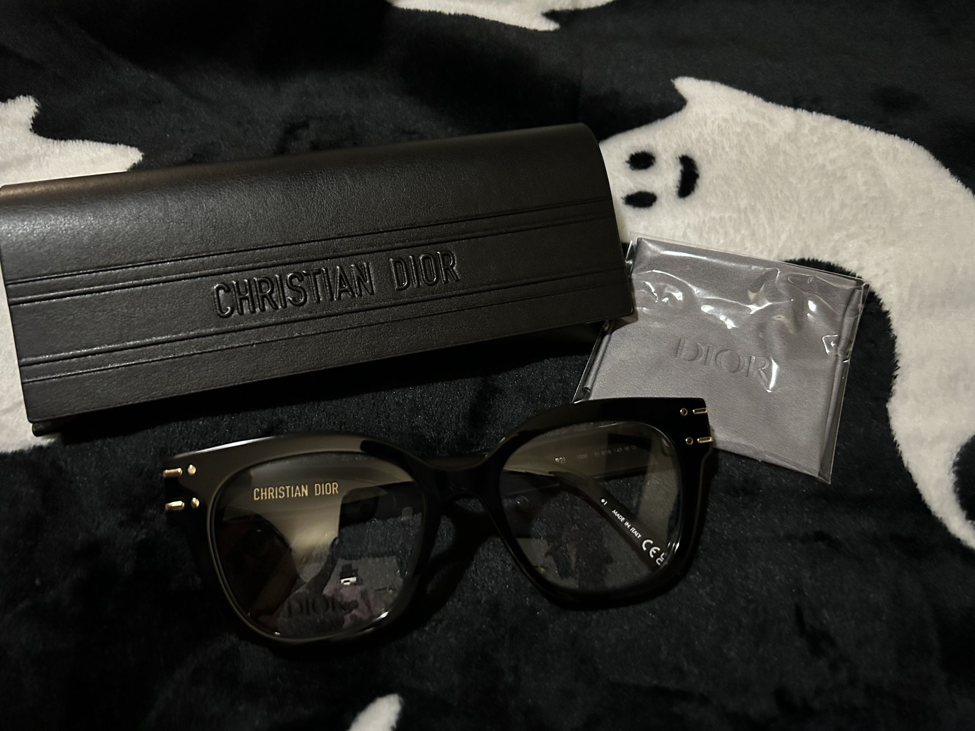 Christian Dior Frame