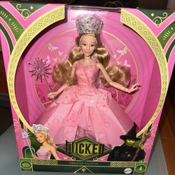 Mattel Wicked Glinda Deluxe Doll / New!!!
