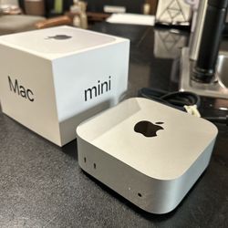 Apple Mac Mini M4 + Apple Monitor & Keyboard!