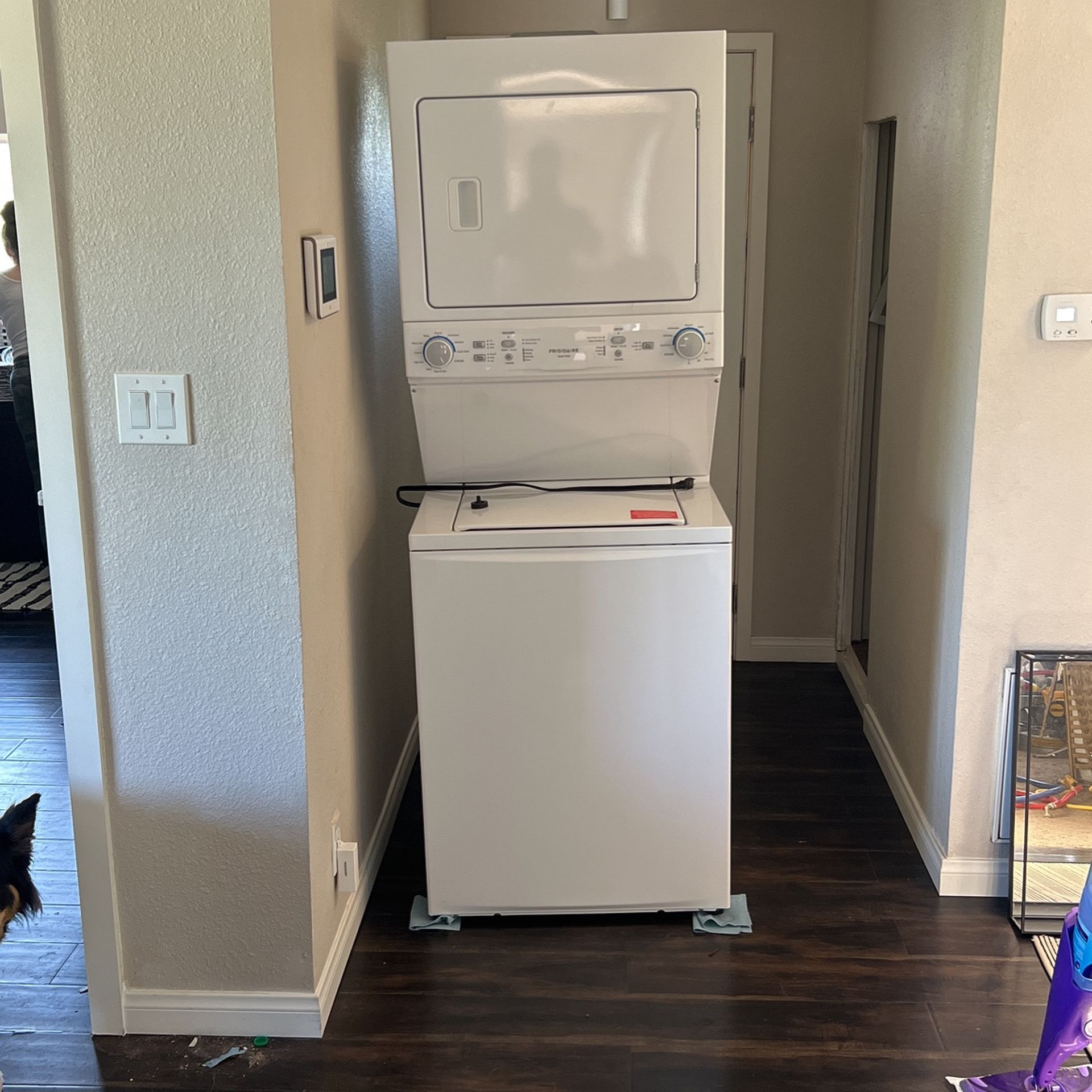 Frigidaire quiet sale pack washer dryer