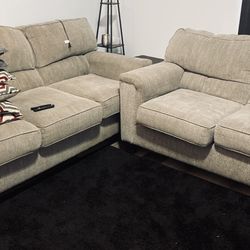 Couch / Couches 