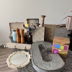 Home + Kitchen Decor & Accessories