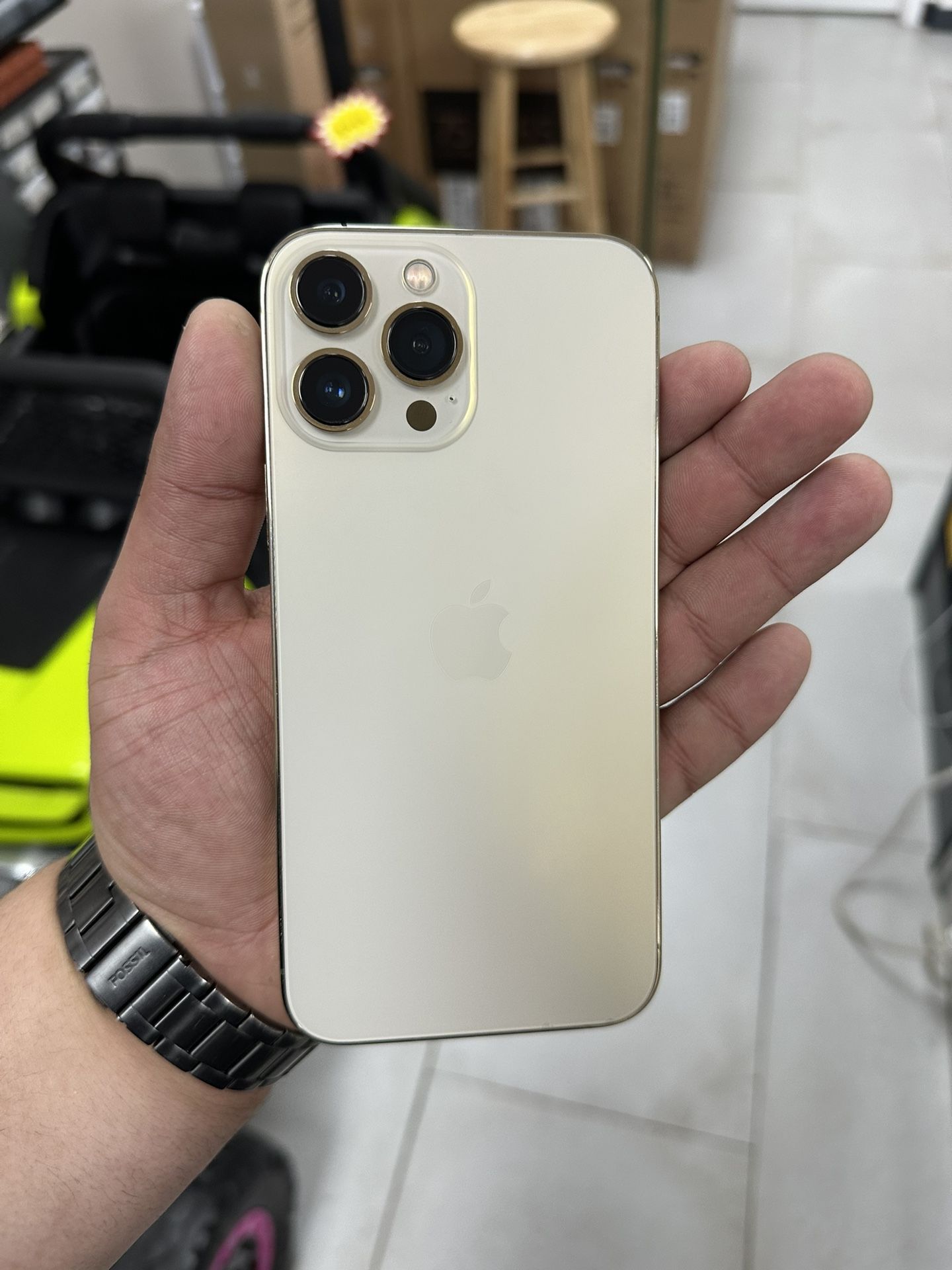 iPhone 13 Pro Max Unlocked 128GB! Finance For $50 Down Payment!!