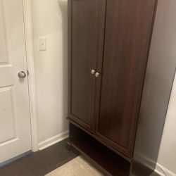 Sauder Palladia - Cherry finish 