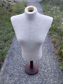 Vintage mannequin torso dress form, needs repair