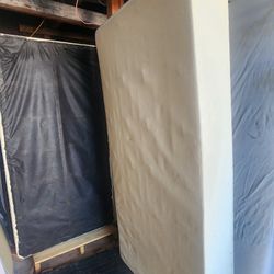 Box Spring Twin Usado 