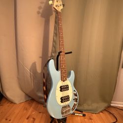Sterling By Music Man Stingray Ray4HH Bass