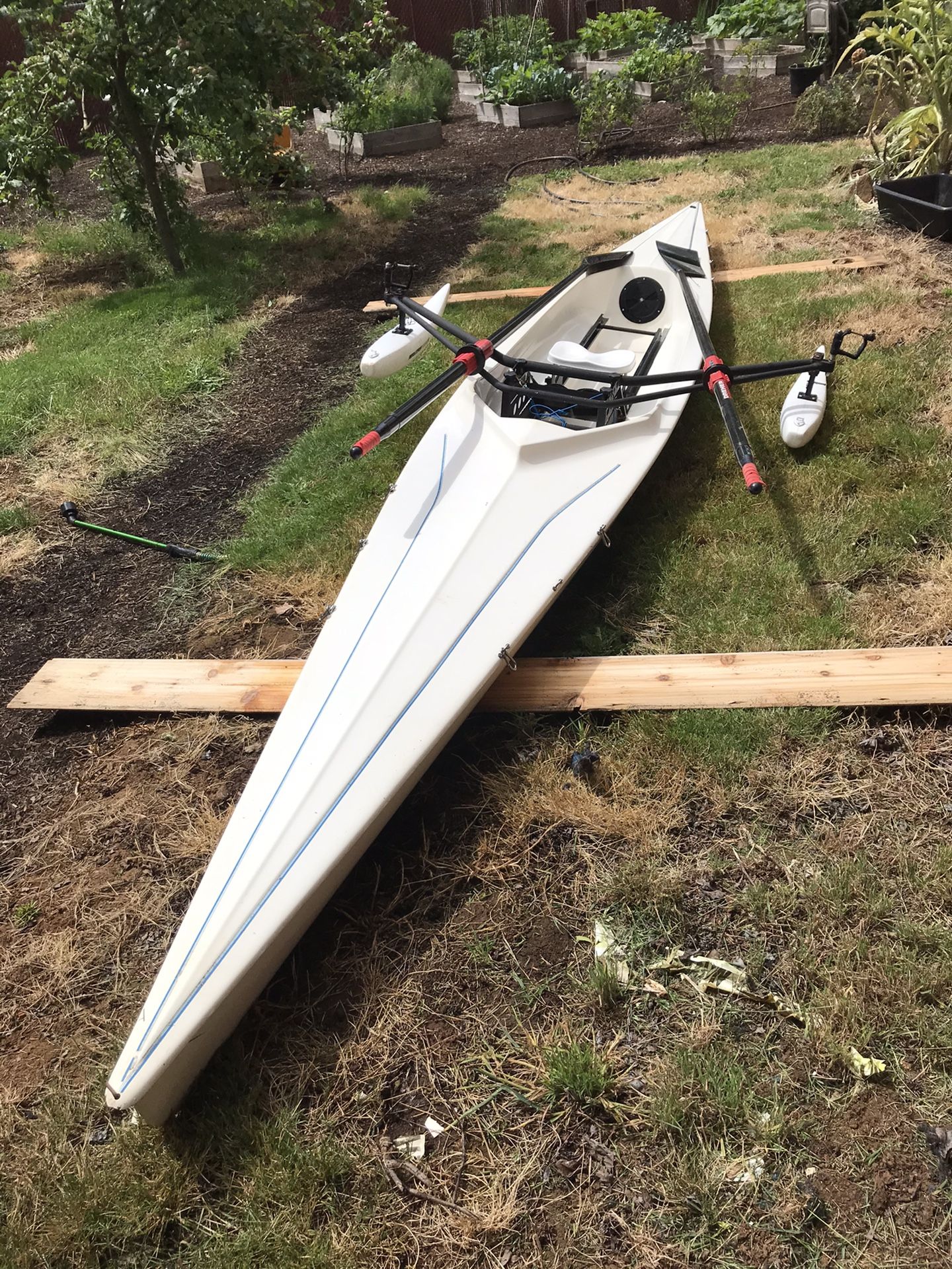 19' Fiberglass rowing shell sculling boat