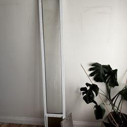 PetSafe Sliding 80 11/16-in Glass Pet Door, White, Small