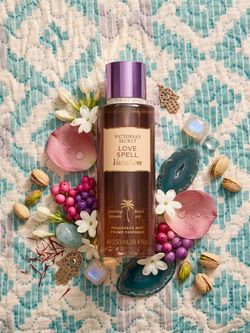 Victoria's Secret Love Spell Vacation Fragrance Mist