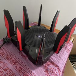 TP-Link WiFi gaming router