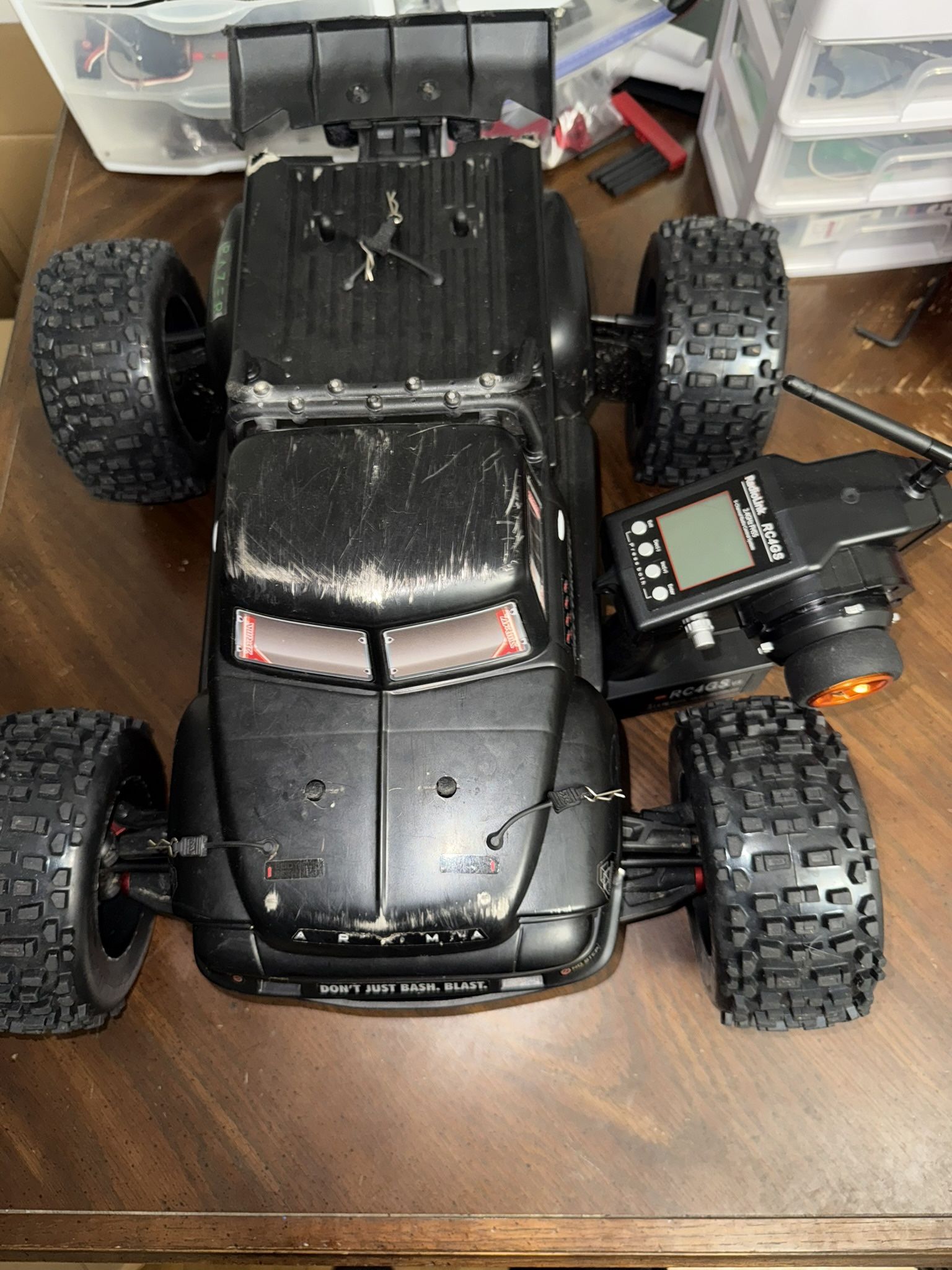 Arrma Notorious 6s