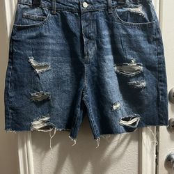 Junior Girls Distressed Shorts