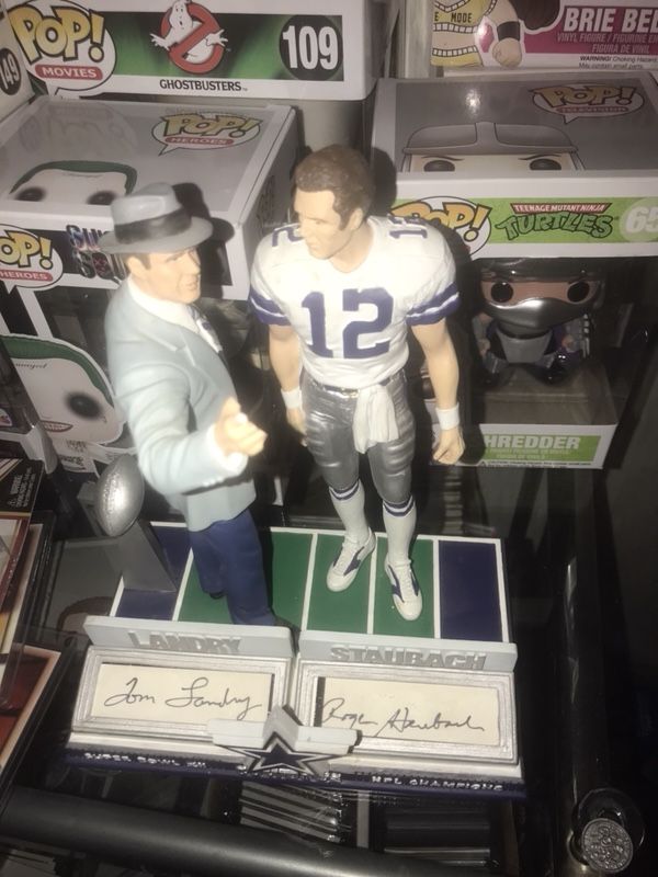 sport impressions Roger Staubach / Tom Landry cold cast porcelain autographed figurine limited to just 975 world wide