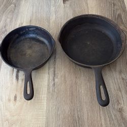 Vintage 61/2 Inch & 8 Inch Cast Iron Skillet Set 