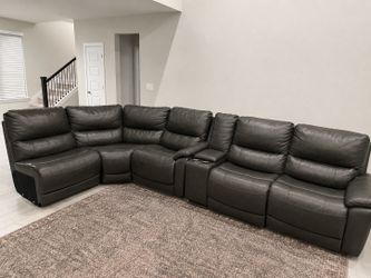 Costco Full Leather Reclining Sectional - Dark Gray – Great Condition PICK UP ONLY!