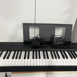 Piano Yamaha P45