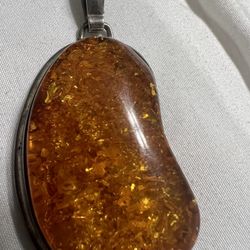 Larg Amber Sterling Silver  Pendent / Necklace 