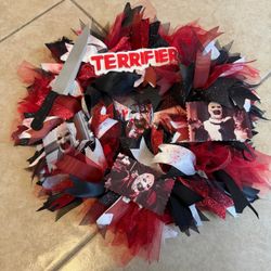 hand made terrifier wreath