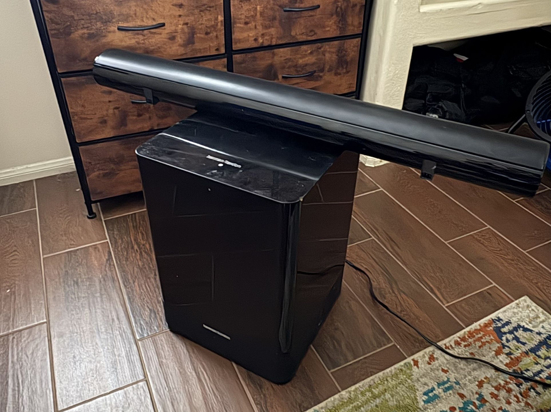 Harman Kardon SB 16 CNTR (center channel) soundbar