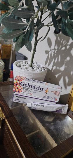 GELMINCIN $13each/  TRETINOINA $23each 