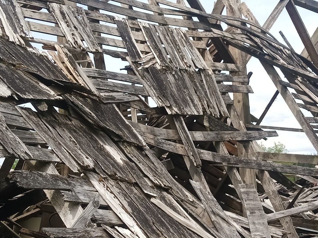 Old Barn Fell Down