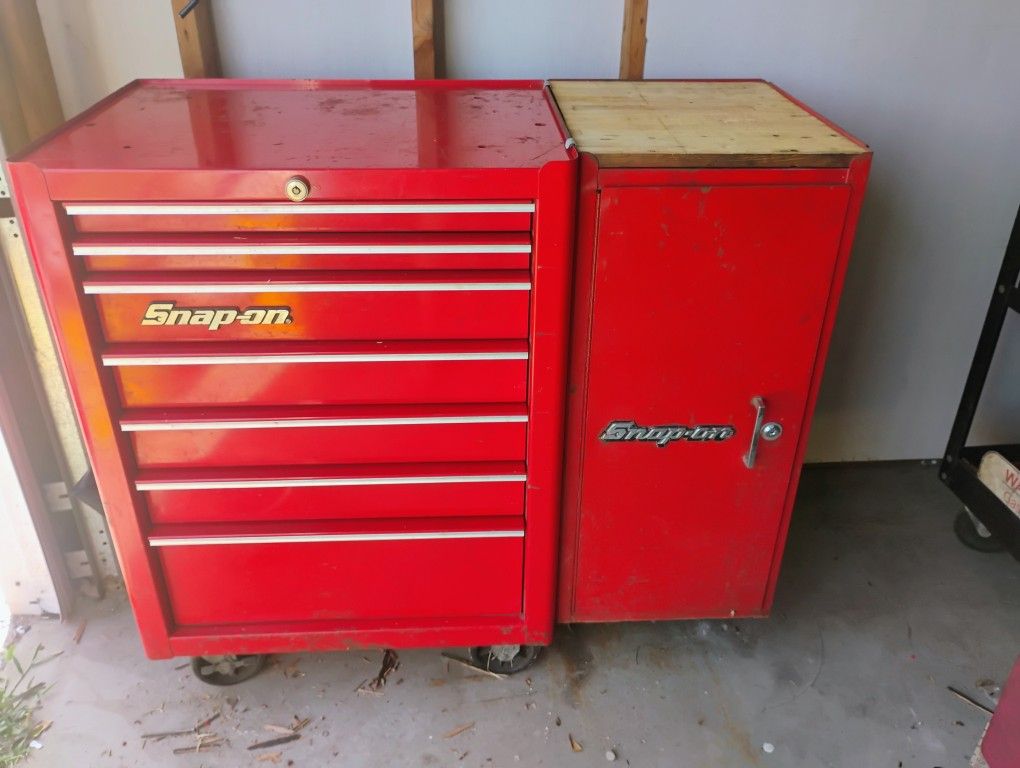 Snap On Tool Box With Side Hutch
