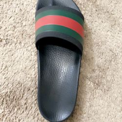 Gucci Flops