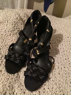 Beautiful Tory Burch heels 8.5