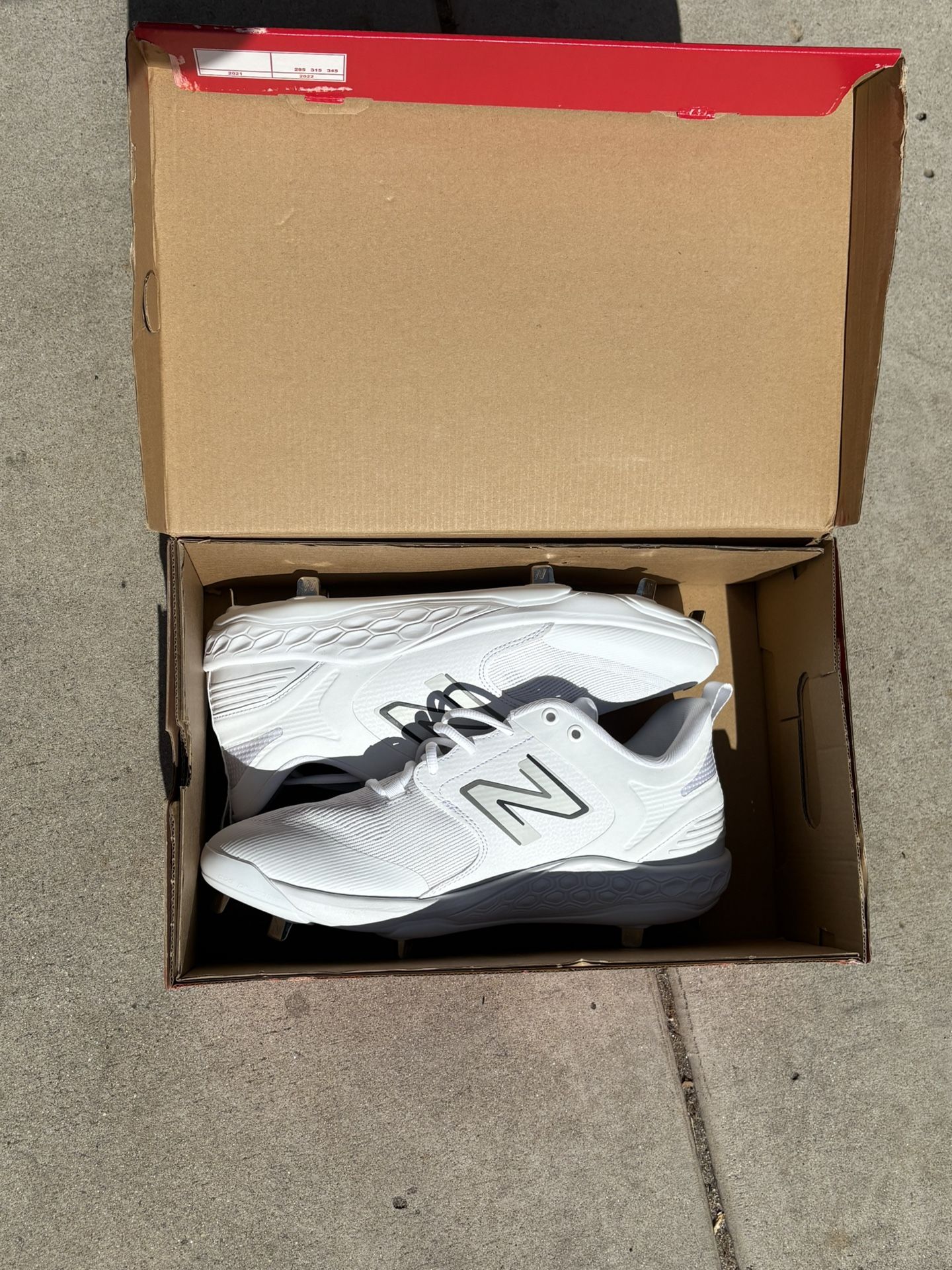 New Balance Baseball Cleats Size 12.5