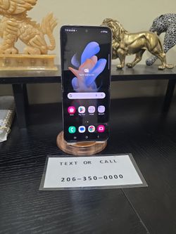 Unlocked Samsung Galaxy Zflip 4