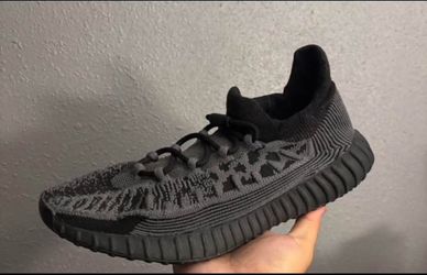 Yeezy 350 v2 cmpct slate onyx size 12.5