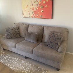 7 Ft Ashley Furniture Couch
