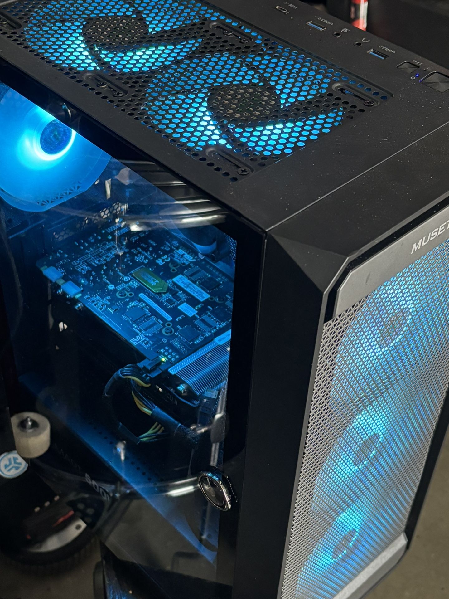 GAMING PC