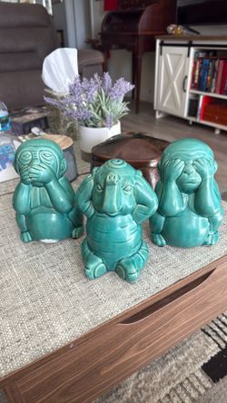 Vintage Ceramic Teal Green Two Wise Monkeys and a elephant Set