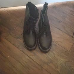 Black Boots Size Nine 