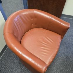 Office Leather Chair.. (Only 1 Left)  🔥🔥🔥