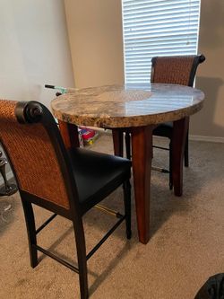 4pcs Round Dining Table 