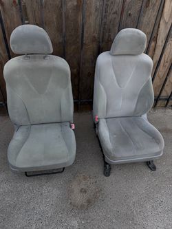 07-11 Toyota Camry Front Seats