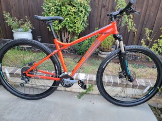 Fuji Nevada 1.5  29er MTB