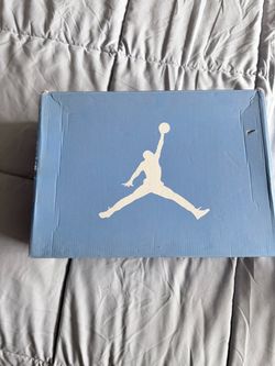 Jordan 6 UNC