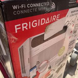 14,000 BTU WINDOW AIR CONDITIONER NEW IN BOX WITH WIFI TECHNOLOGY