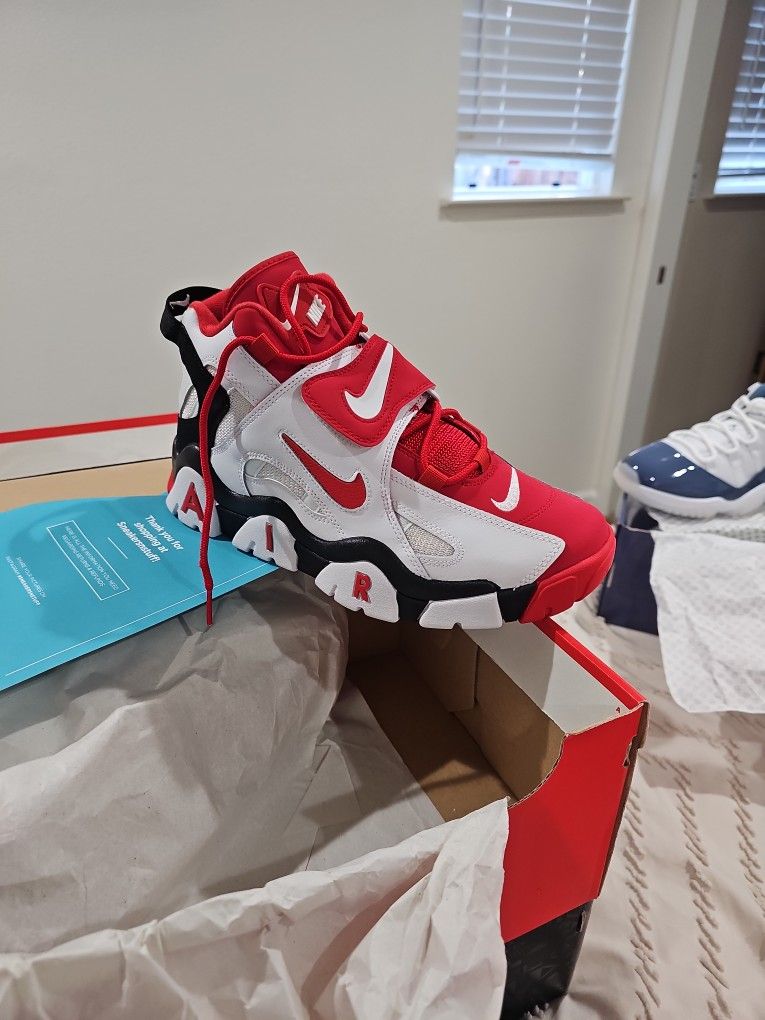 Nike Air barage Brand New Size 10