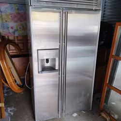 Giant Stainless Steel Fridge/freezer