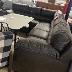 Sectional 1299