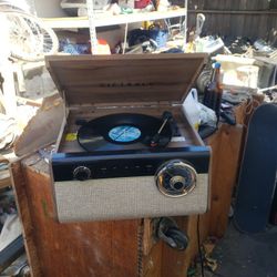 Victoria Record And Stereo